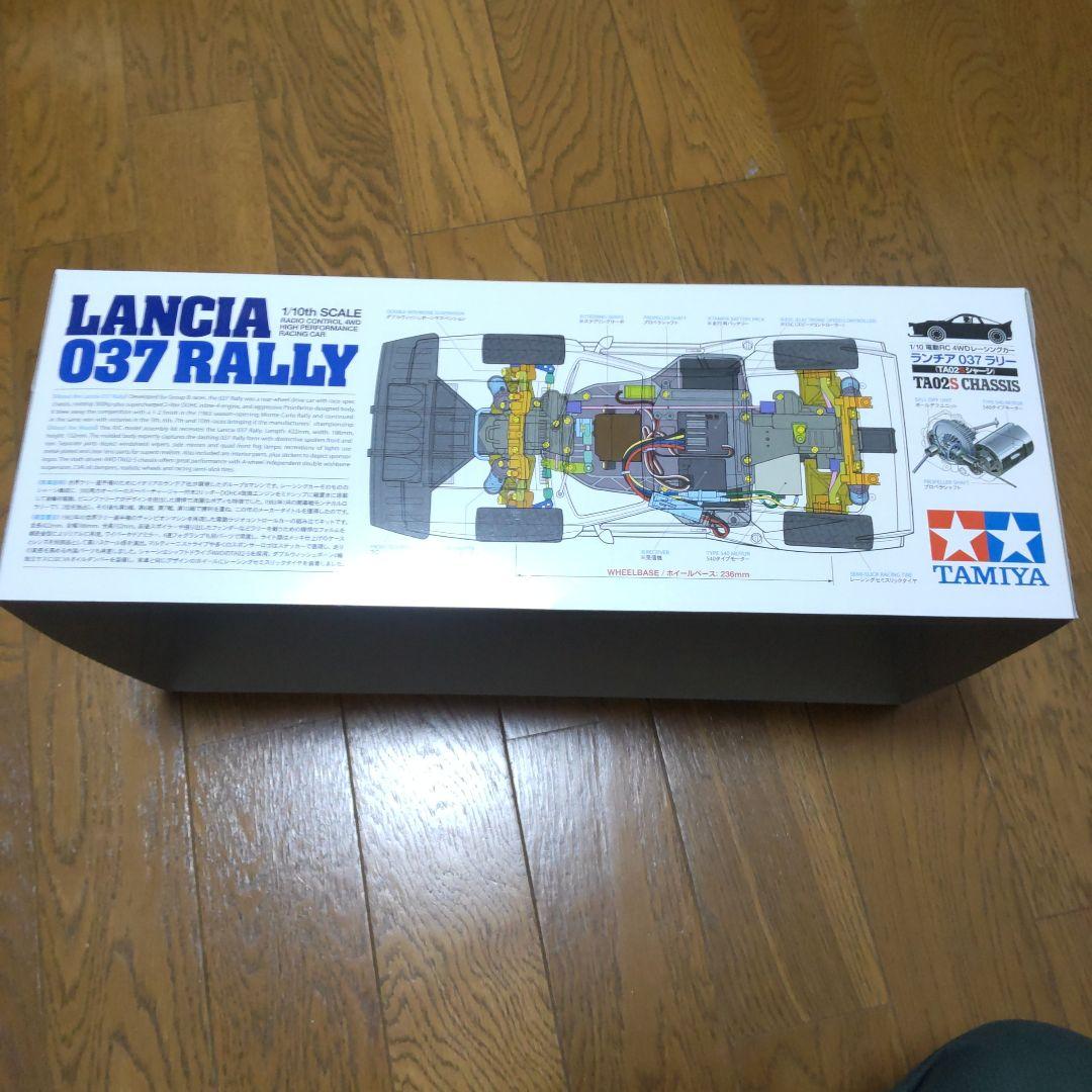 タミヤ 1/10 未組立ランチア037ラリー