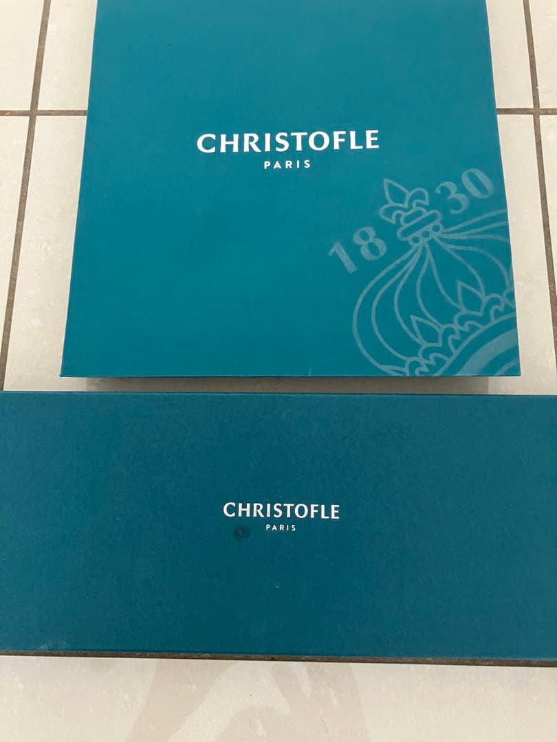 新品未使用　Christofle (クリストフル)ペア箸　(白と黒)& 箸置き