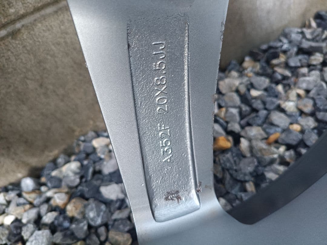 BMW Lxryhanes タイヤホイール 20インチ