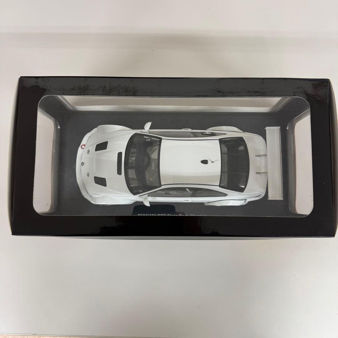 【新品】オートアートBMW M3 GTR Plain Body 1/18 白