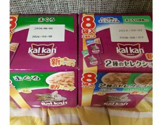 カルカン5種類48袋、チュール40本 、いわしのぶつ切り375g缶詰10缶