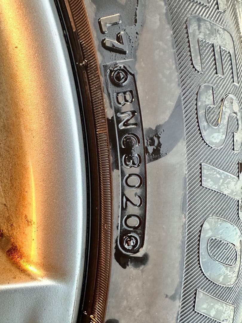 BMW 18インチ 245/50R18 ブリザックVRX 20年30週製造