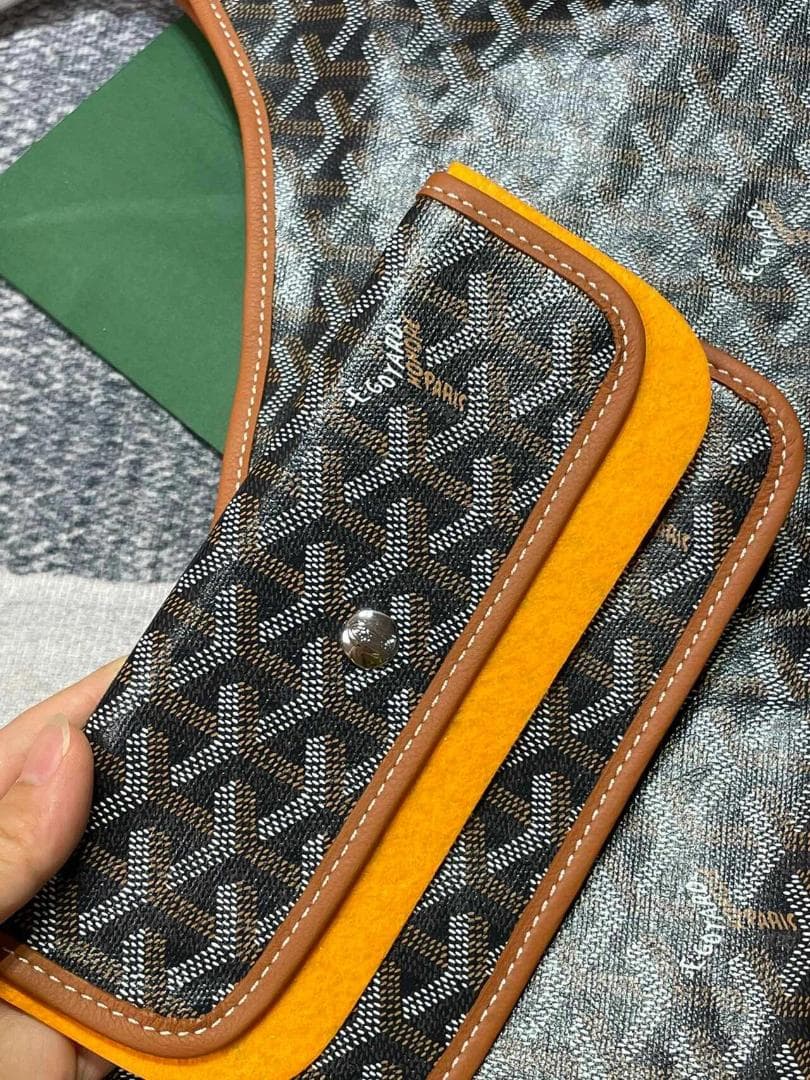 キャンバス製ハンドバッグ 中古美品