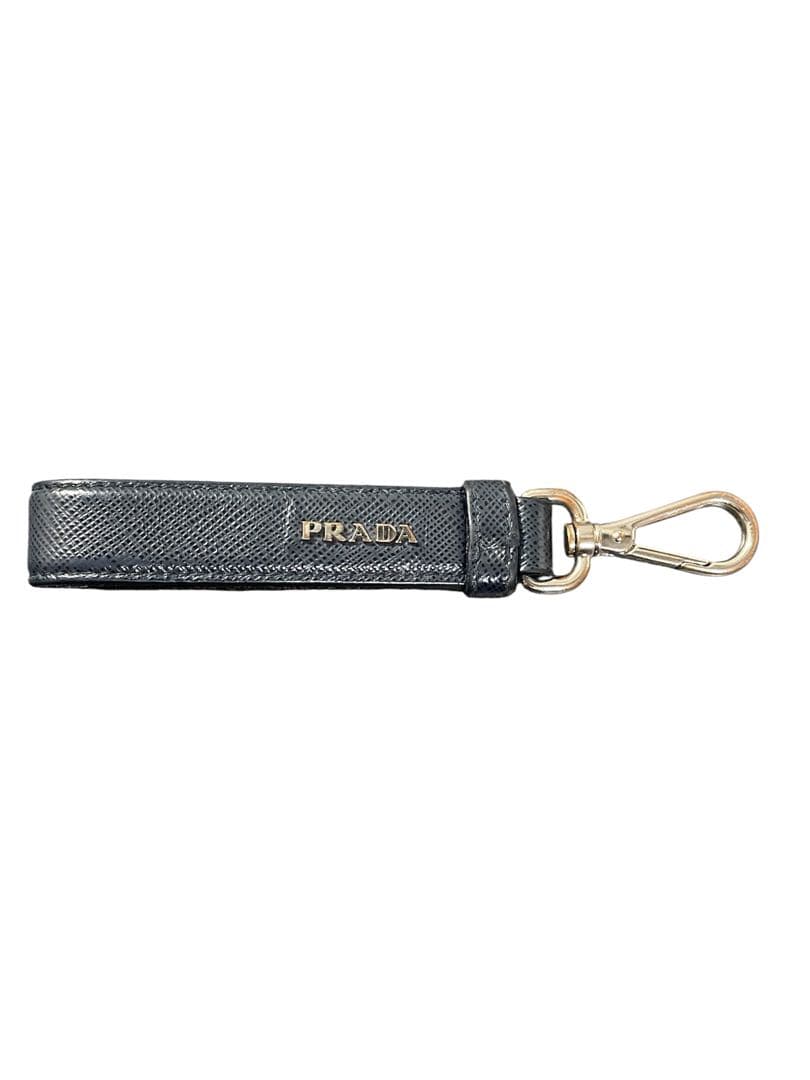 PRADA プラダ レザー キーホルダー　小物　カギ　キー　サファイアーノ　鍵