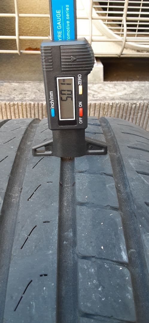 BMW 純正+ Pirelli P7 255/40R18 1本 リヤセット①