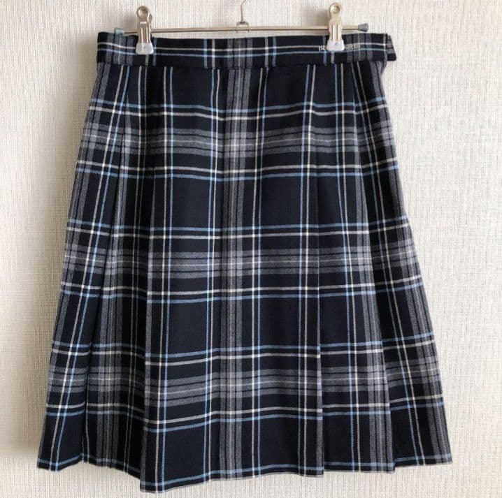 pom ponette160cmフォーマルスーツ
