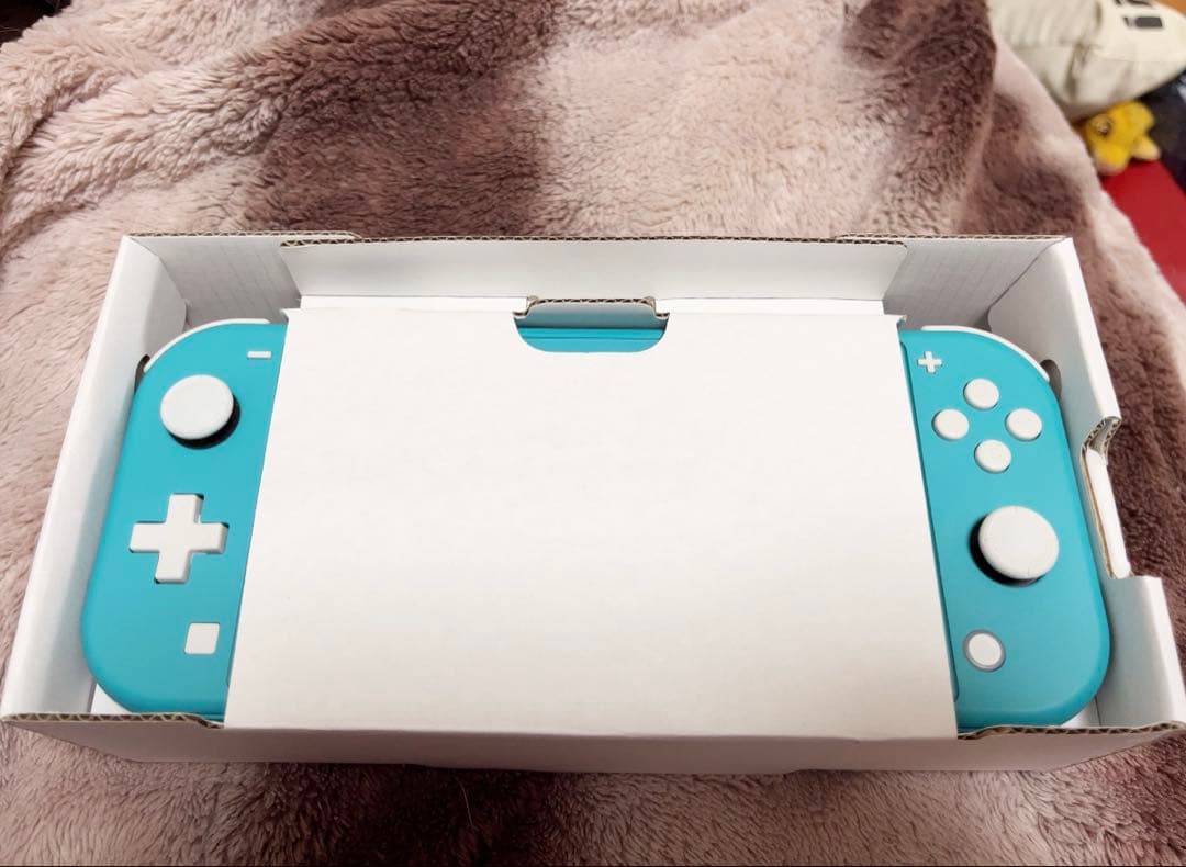 任天堂Switch Light本体 ターコイズ