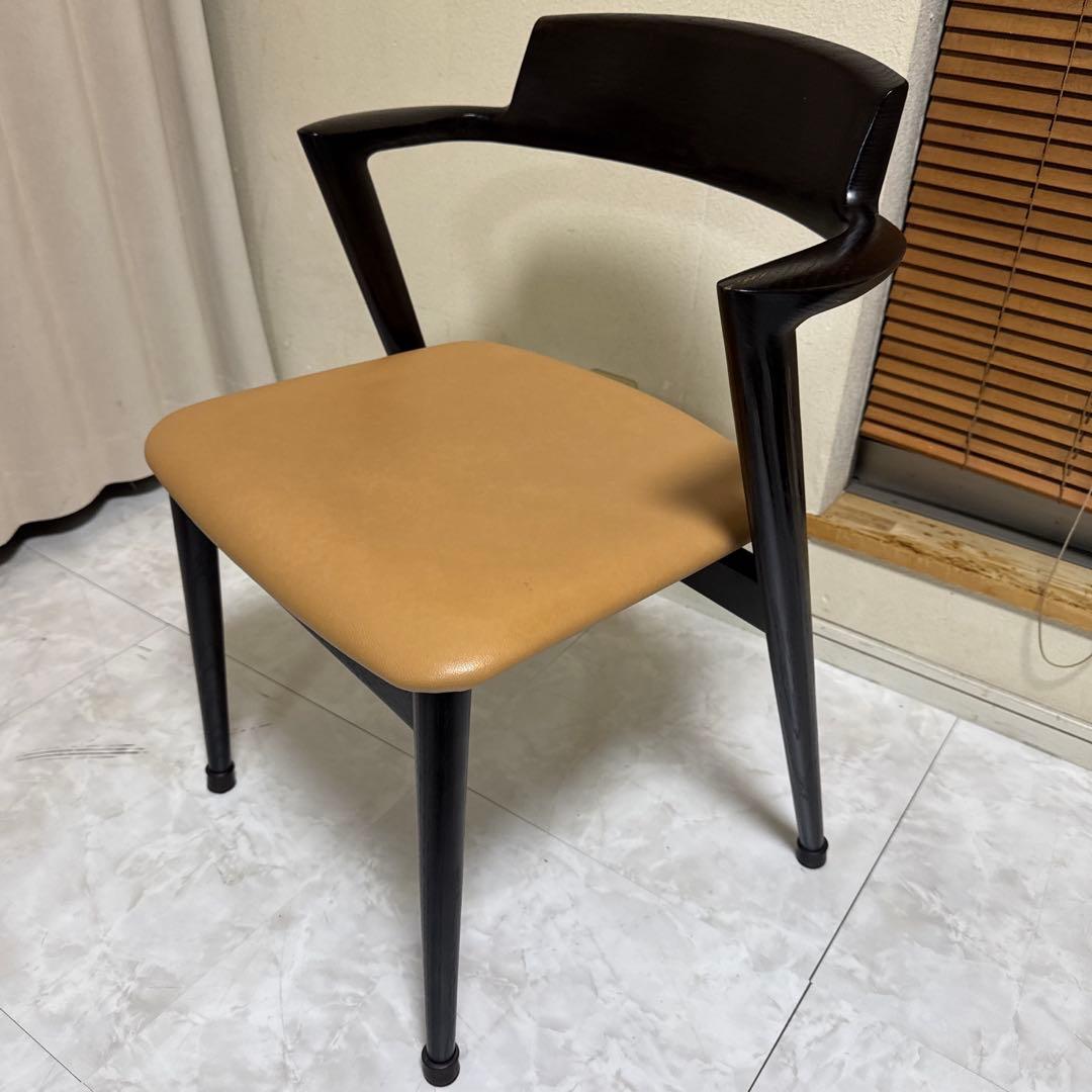 飛騨産業 SEOTO（セオト）飛騨家具 セミアームチェア　張り座 BK
