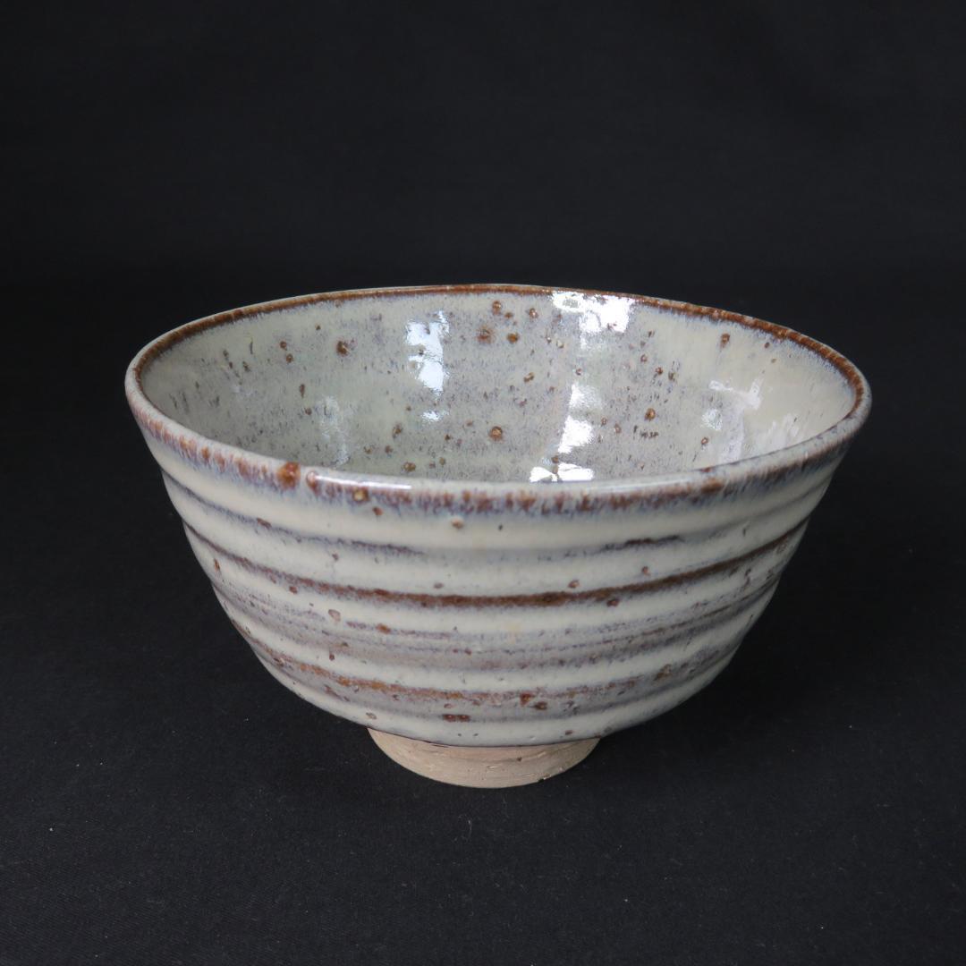 茶碗 香雲 銘 抹茶碗 茶器 茶道具 ろくろ目 白釉薬