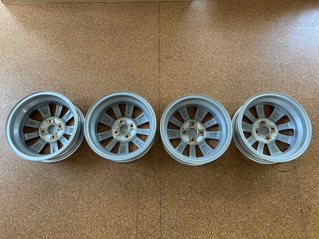 エブリィワゴンDA17w 純正14インチ ホイール 新車外し