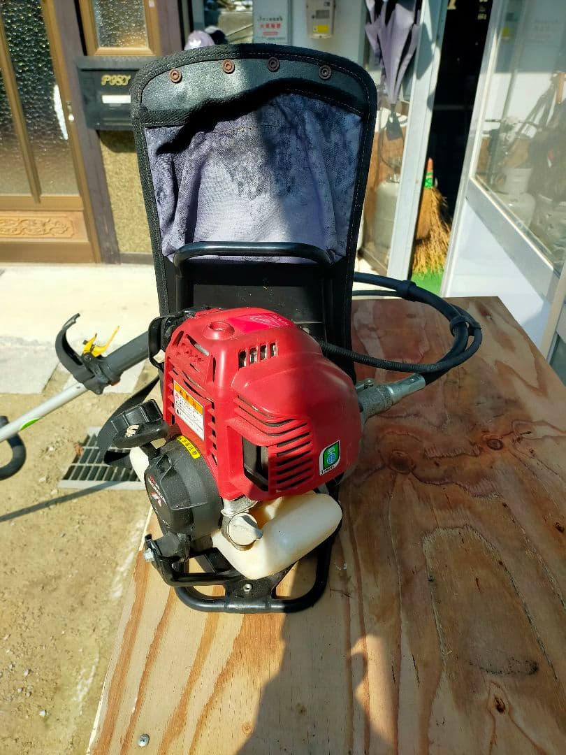 背負式刈払い機 ホンダ UMR425H 4サイクル 動作品