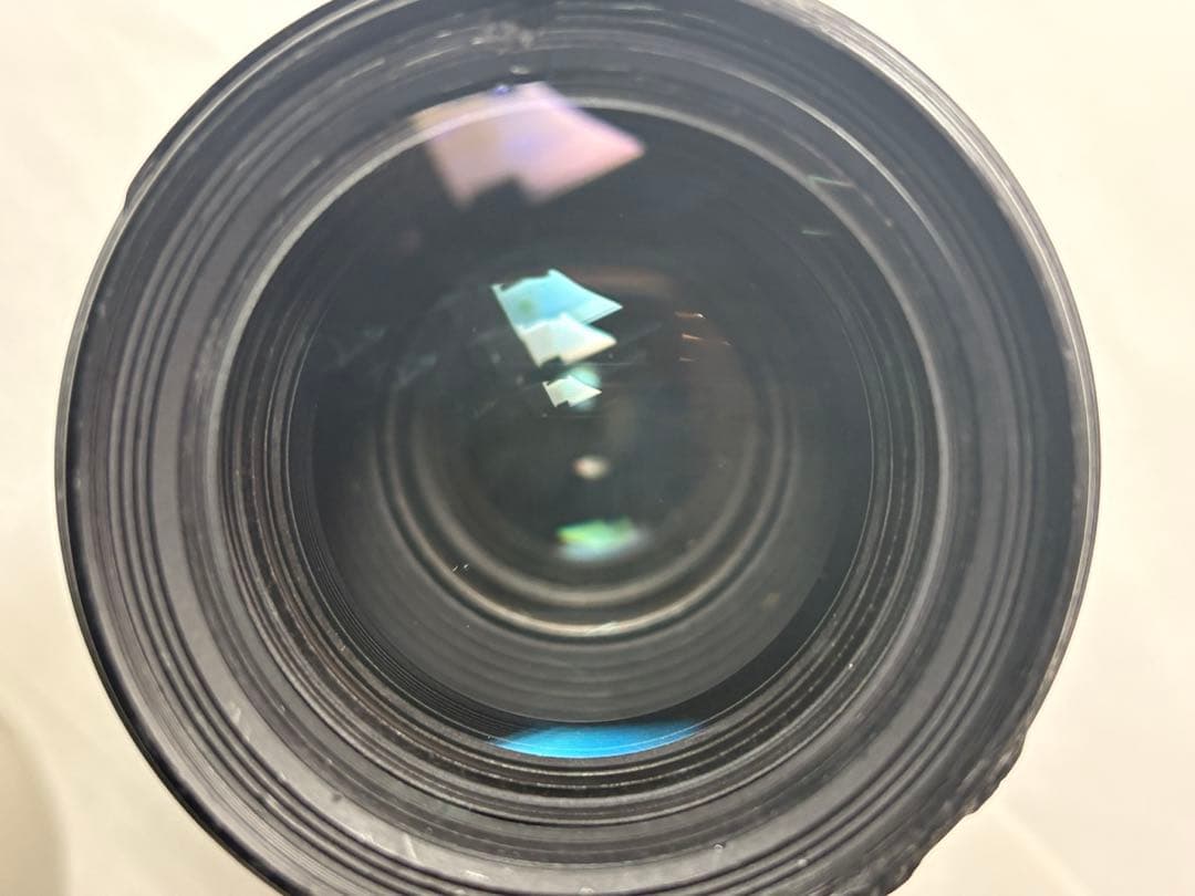 キャノン70-200mm f4　ズームレンズ白です！