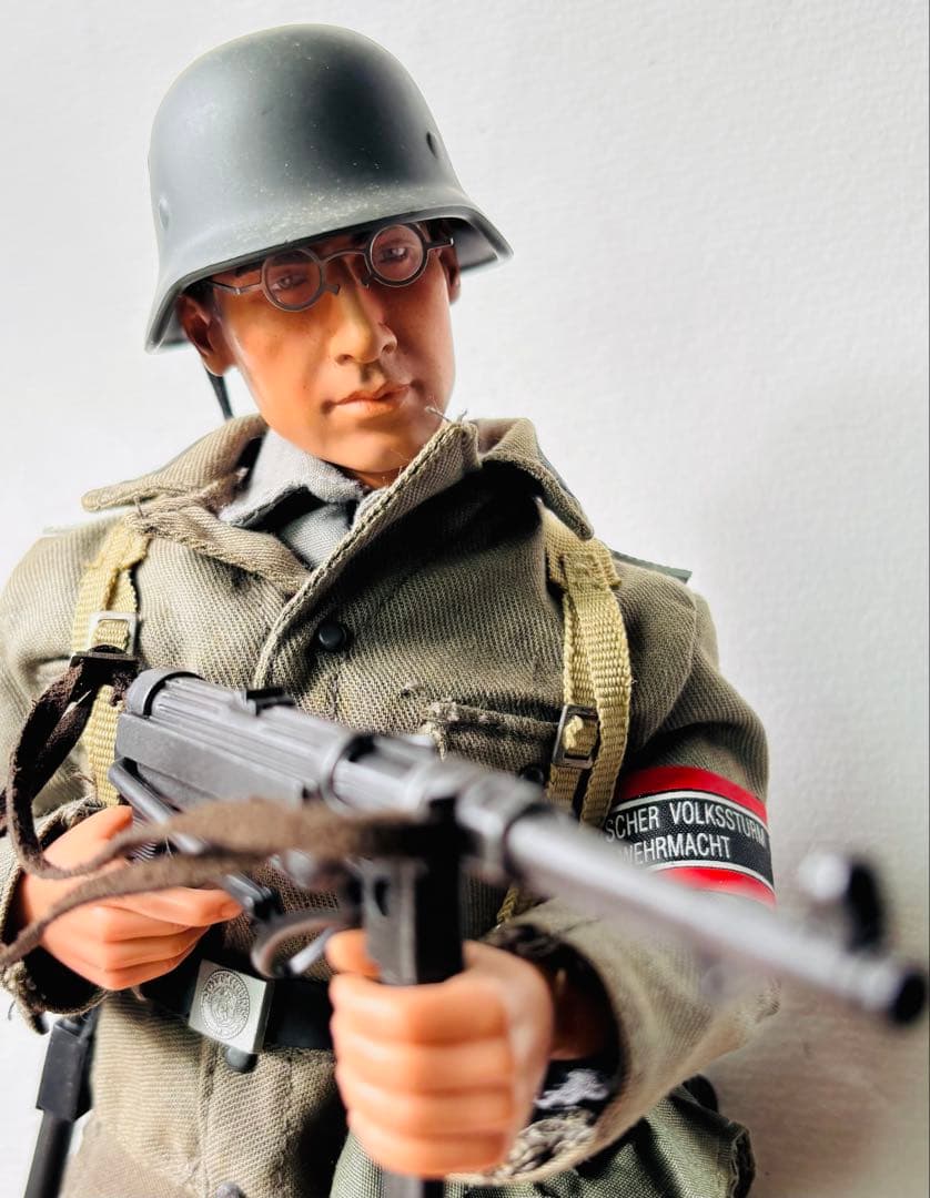 ドラゴンモデルズ　武装親衛隊クルト　国民突撃兵ルートヴィヒ　2体セット