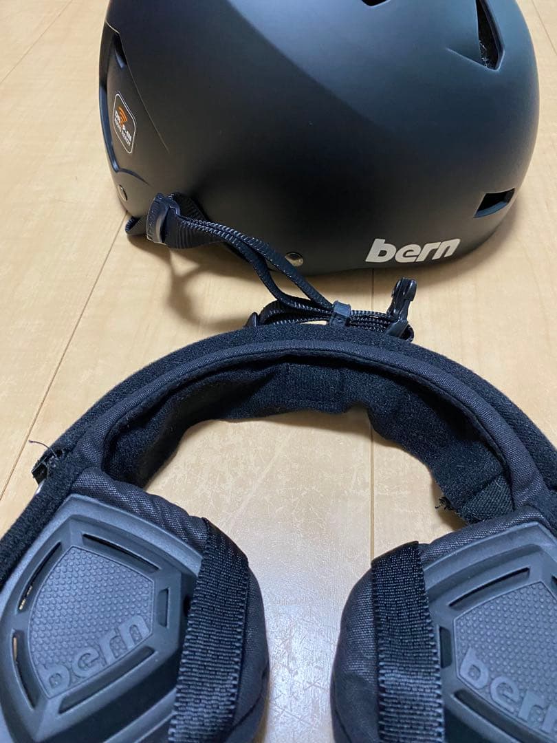 bern ヘルメット Ｌ57〜59cm