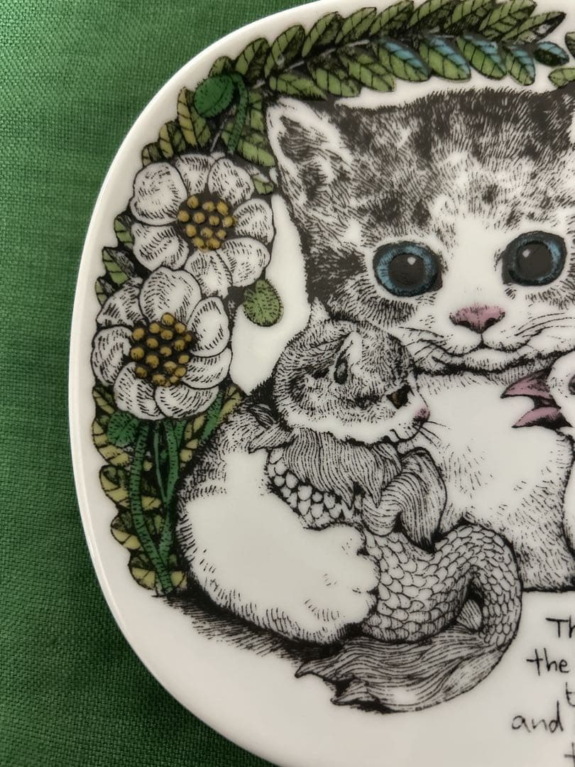 ★値下げしました★ ヒグチユウコ 九谷焼 絵皿 こねことうみねこ