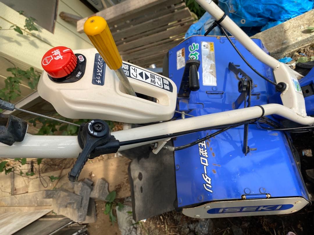 ISEKI T-600 耕運機 青色