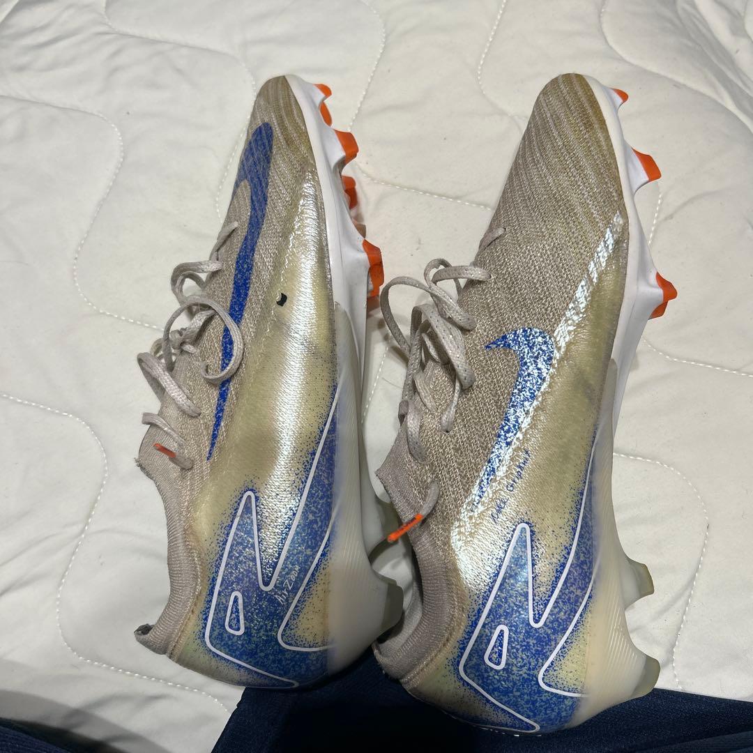 Nike マーキュリアルヴェイパー16