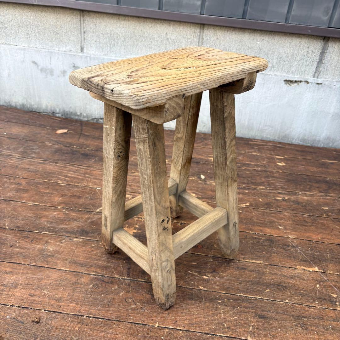 C1 昭和レトロ 古道具 無垢材 木製椅子 古材スツール 古家具 花台 腰掛け