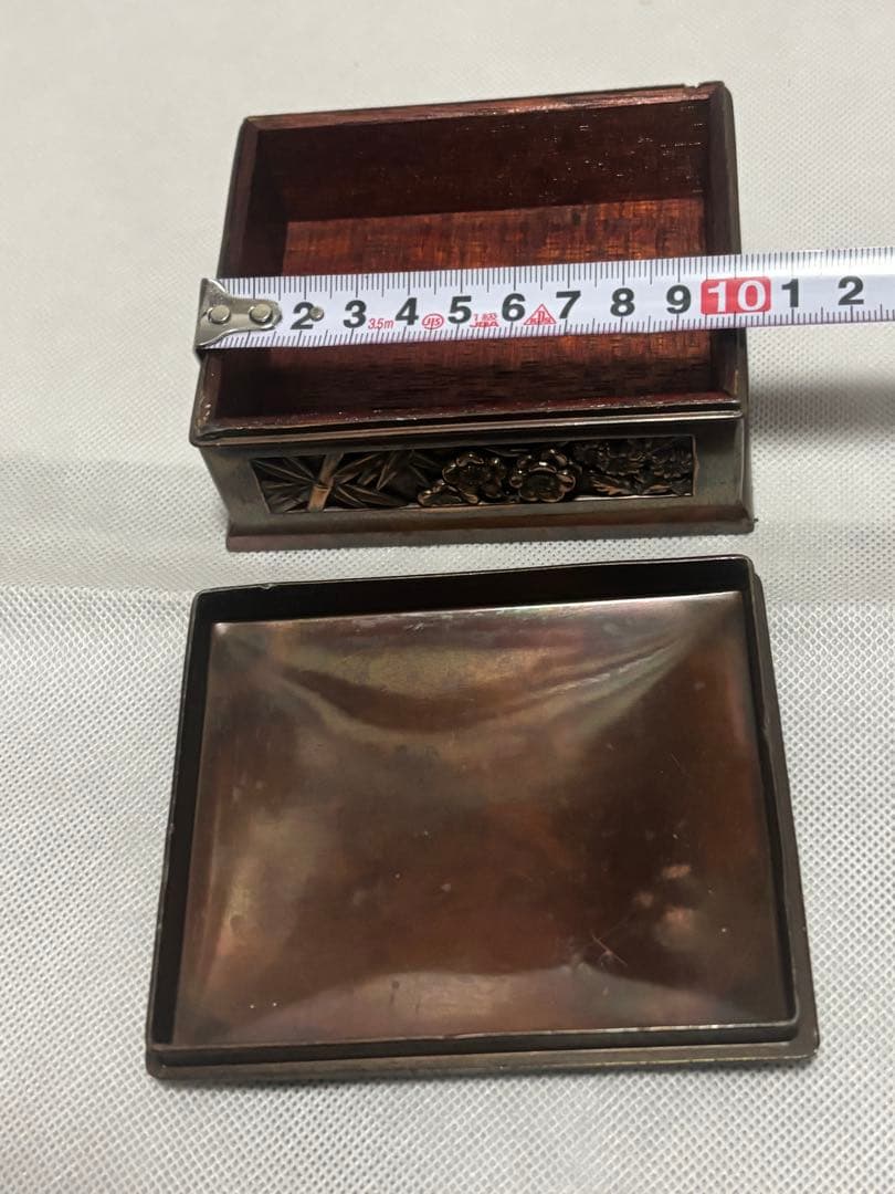 銅製BOX 小箱　鯉　花　竹　ひょうたん印　アンティーク　伝統工芸品　骨董　銅蟲