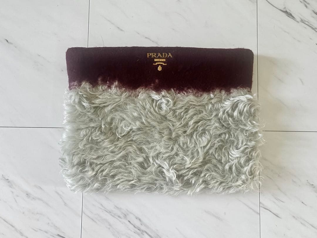 PRADA ファー クラッチバッグ グレー/ボルドー