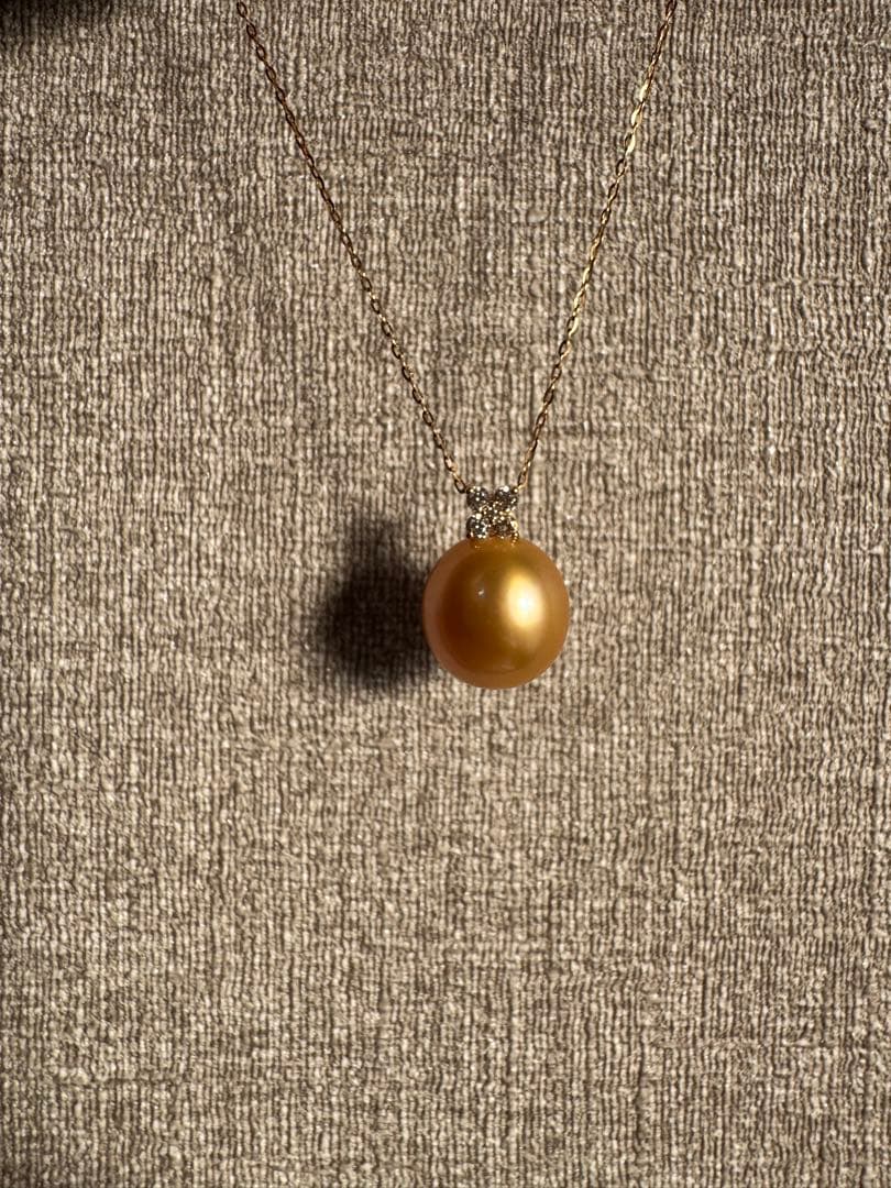 新品　18K ゴールド　天然南洋白蝶ゴールデンパールペンダント