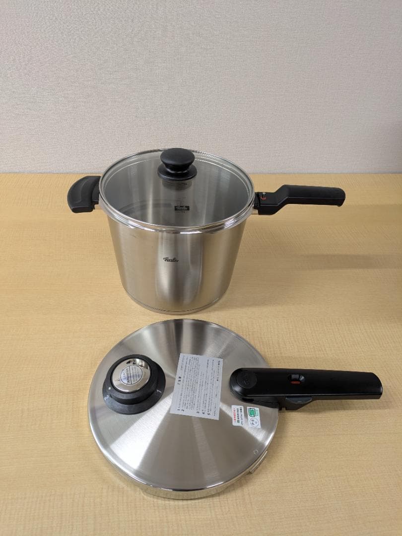 未使用品　フィスラー(Fissler) 圧力鍋　コンフォート　6L　ガラス蓋付き