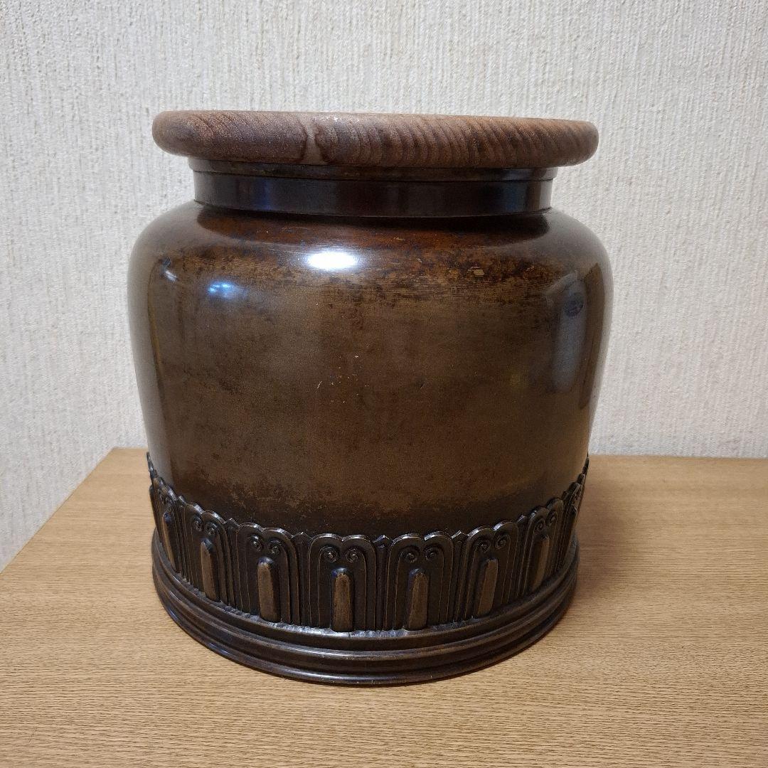 唐銅製　脚付火鉢　木製台付き　　骨董　茶道具　アンティーク　古民具
