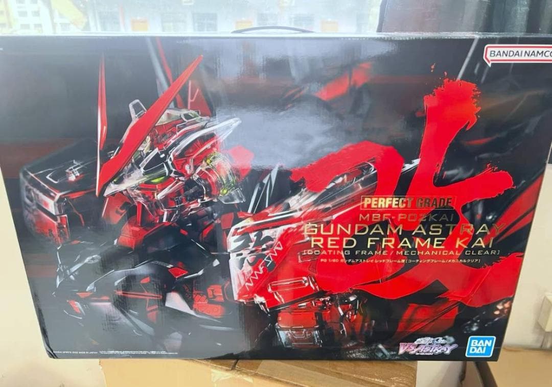 バンダイ 海外超限定 PG 1/60 アストレイレッドフレーム改 ガンダム