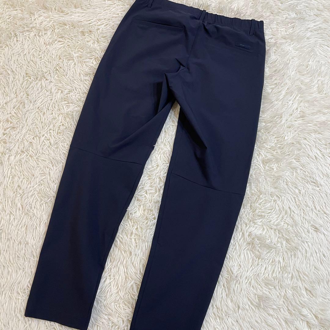 新品　デサント　スーツ 上下　セットアップ ビジネス ネイビー　XL