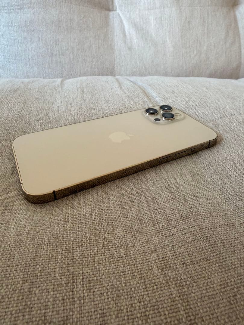 Apple iPhone 12 Promax ゴールド　simフリー