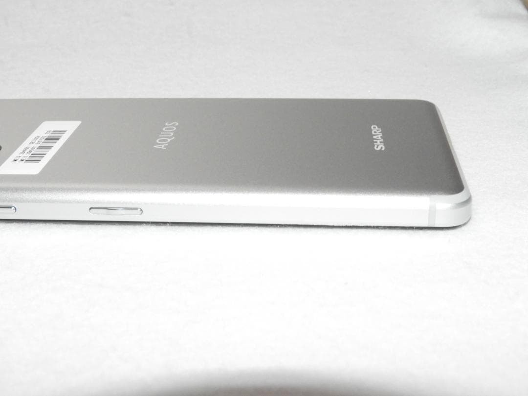 良品 SHARP AQUOS sense4 シルバー SH-M15 SIMフリー