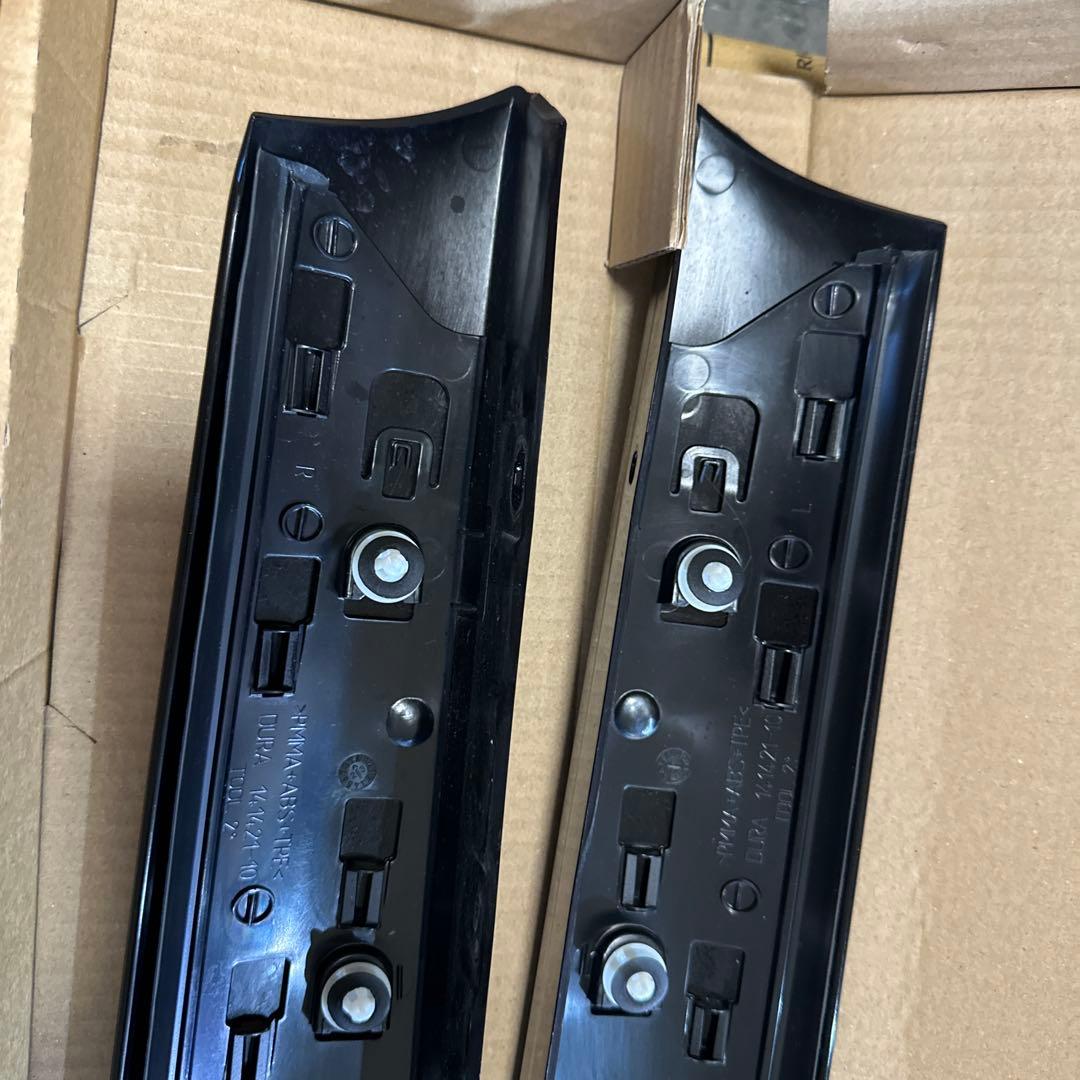 中古品 BMW ミニクーパー 純正品 Aピラー モール カバー 左右セット