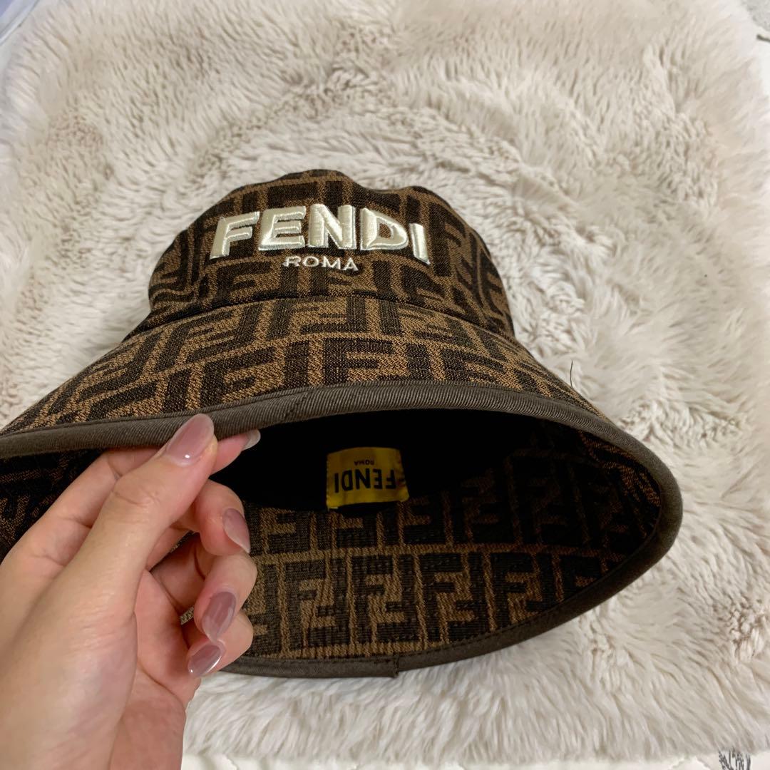 FENDI バケットハット　レディース