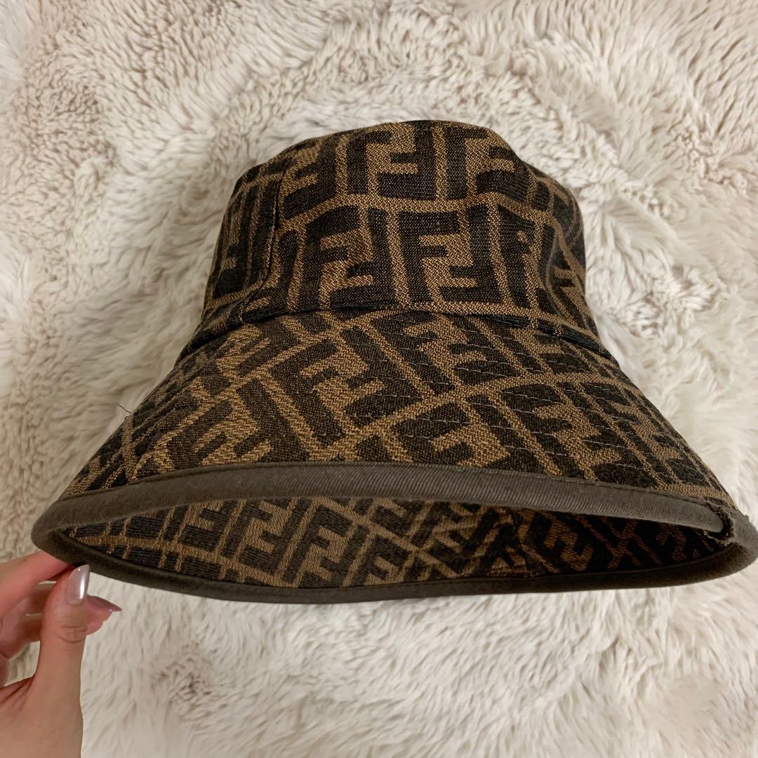 FENDI バケットハット　レディース