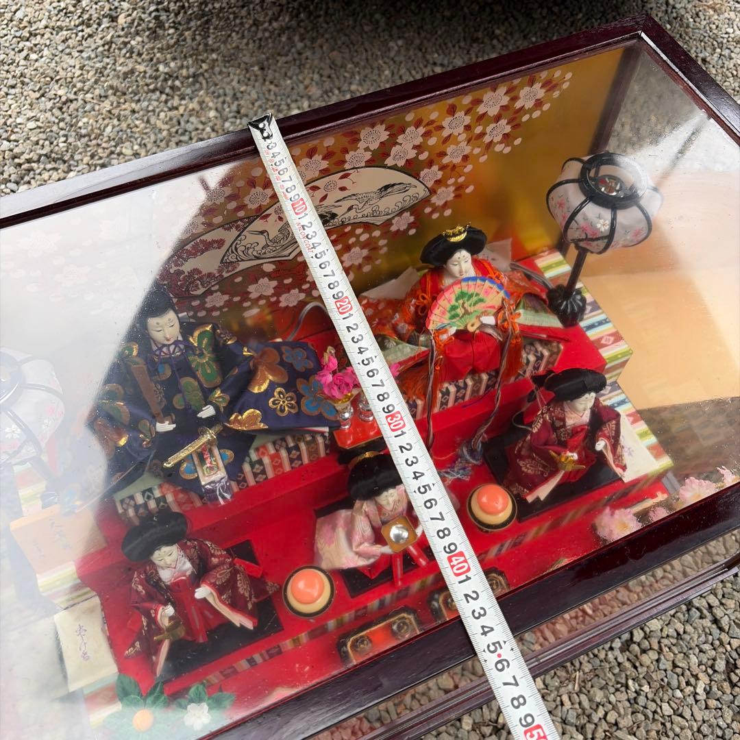 雛人形　雛壇　完成品　ガラスケース入り　オルゴール付き