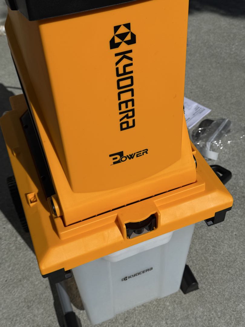 【未使用に近い】 京セラ GS-2010 ガーデンシュレッダー KYOCERA