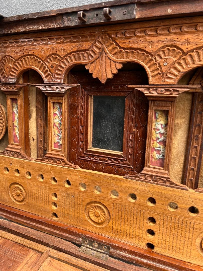 アンティーク Mandalay Box マンダレーボックス　金属装飾
