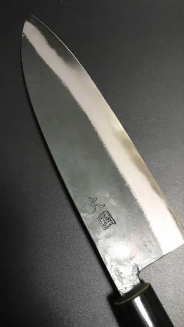 新品未使用　白紙鋼　境志泰　作　「火国」 ￼￼三徳　180ミリ チェリー柄