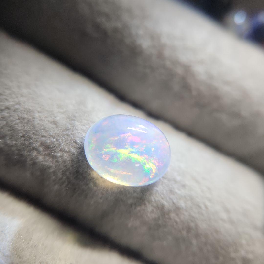 高品質儚いシャボン玉天然オパール 1.440ct