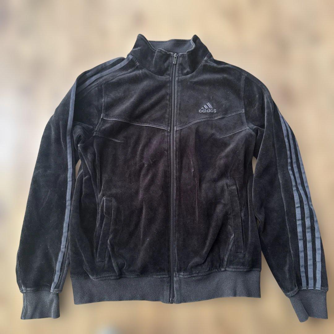 adidas 黒 ベロアジャージ　セットアップ　上下Ｍサイズ