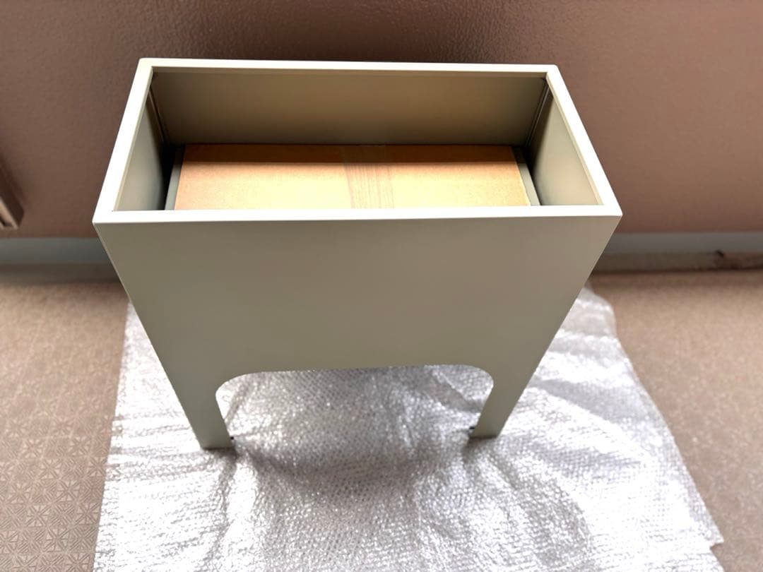 新品未使用　アスプルンド　プランターカバー　フラワースタンド　グレー
