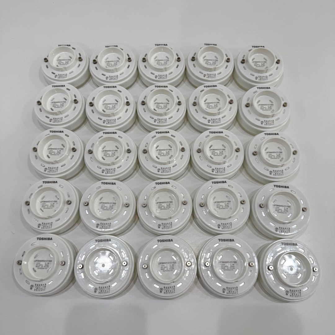 東芝　ライテック LED GX53-1 560lm 昼白色 広角　φ75mm