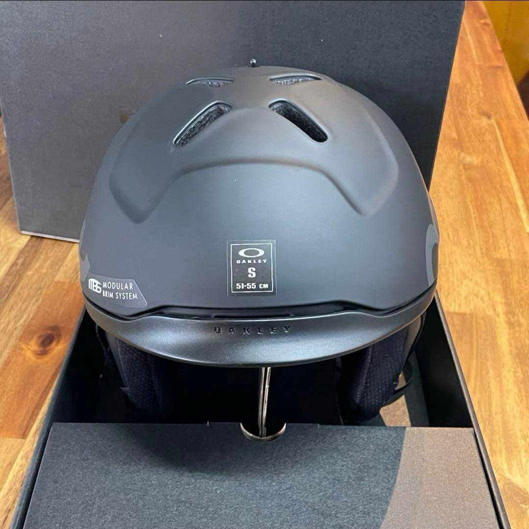 【新品・未使用】OAKLEY オークリー　MOD3 ヘルメット　Sサイズ