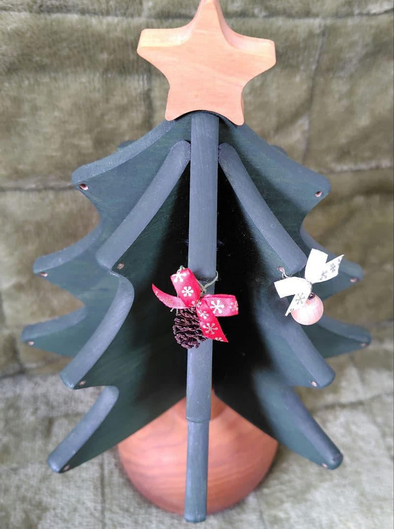 オークヴィレッジ　クリスマスツリー