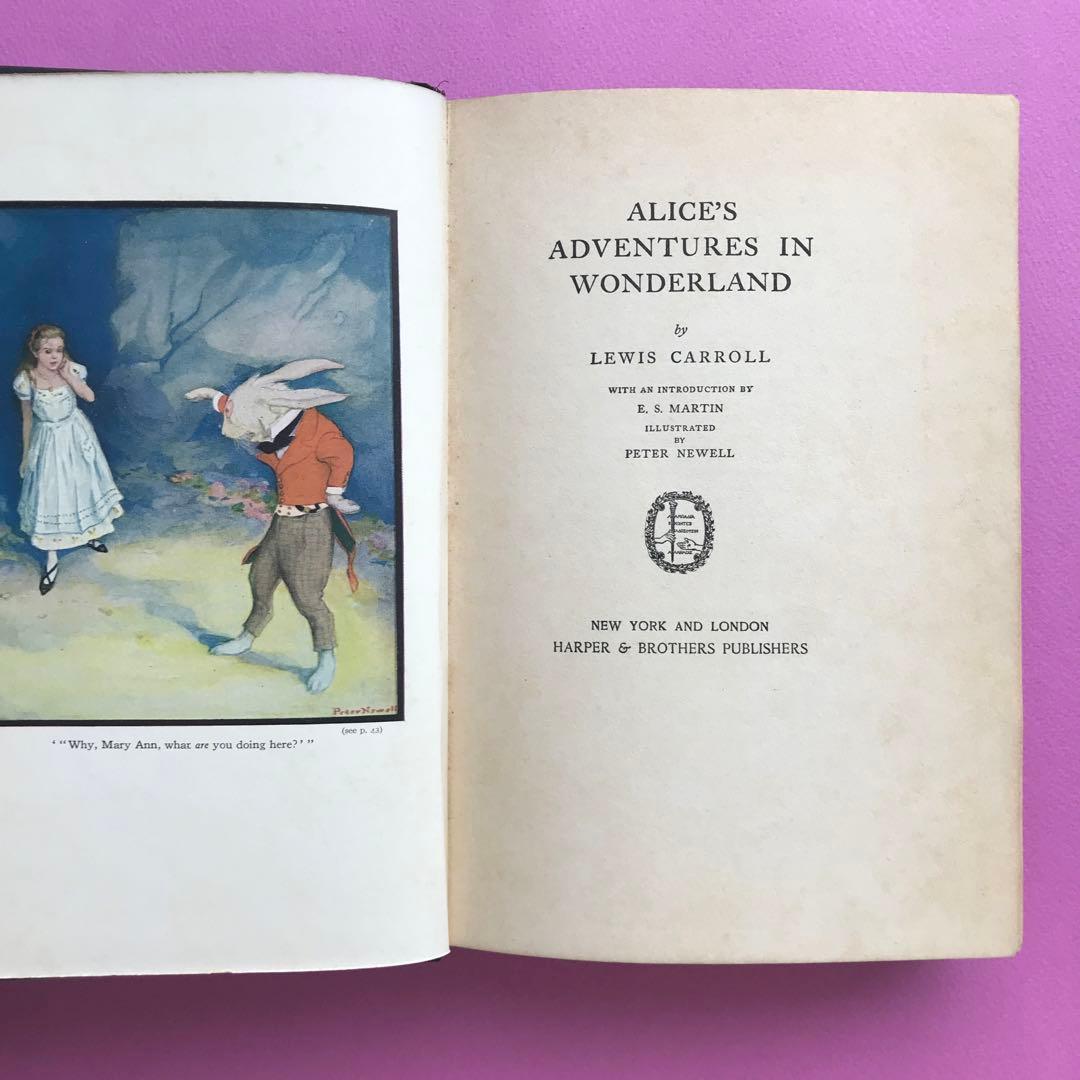 洋書 Alice's Adventures in Wonderland