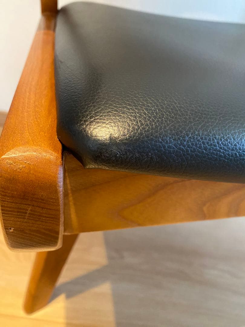 【訳あり品】ダイニングチェア 完成品 北欧 リビングチェア 回転式 ①