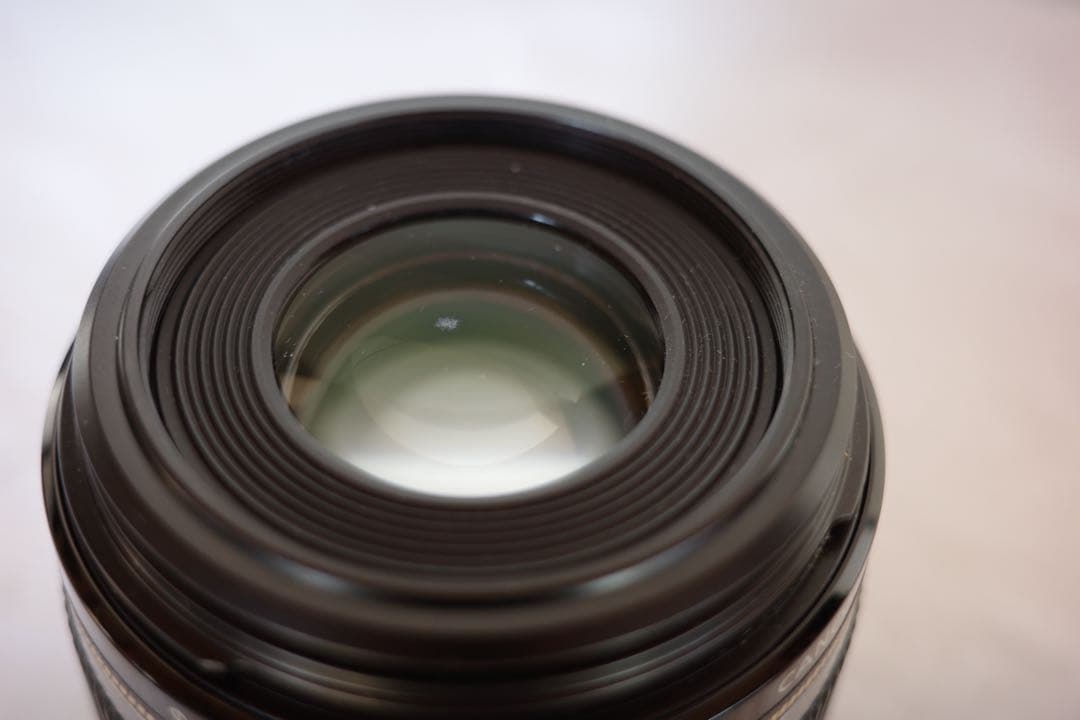 Canon EF-S 60mm f/2.8 USM レンズ
