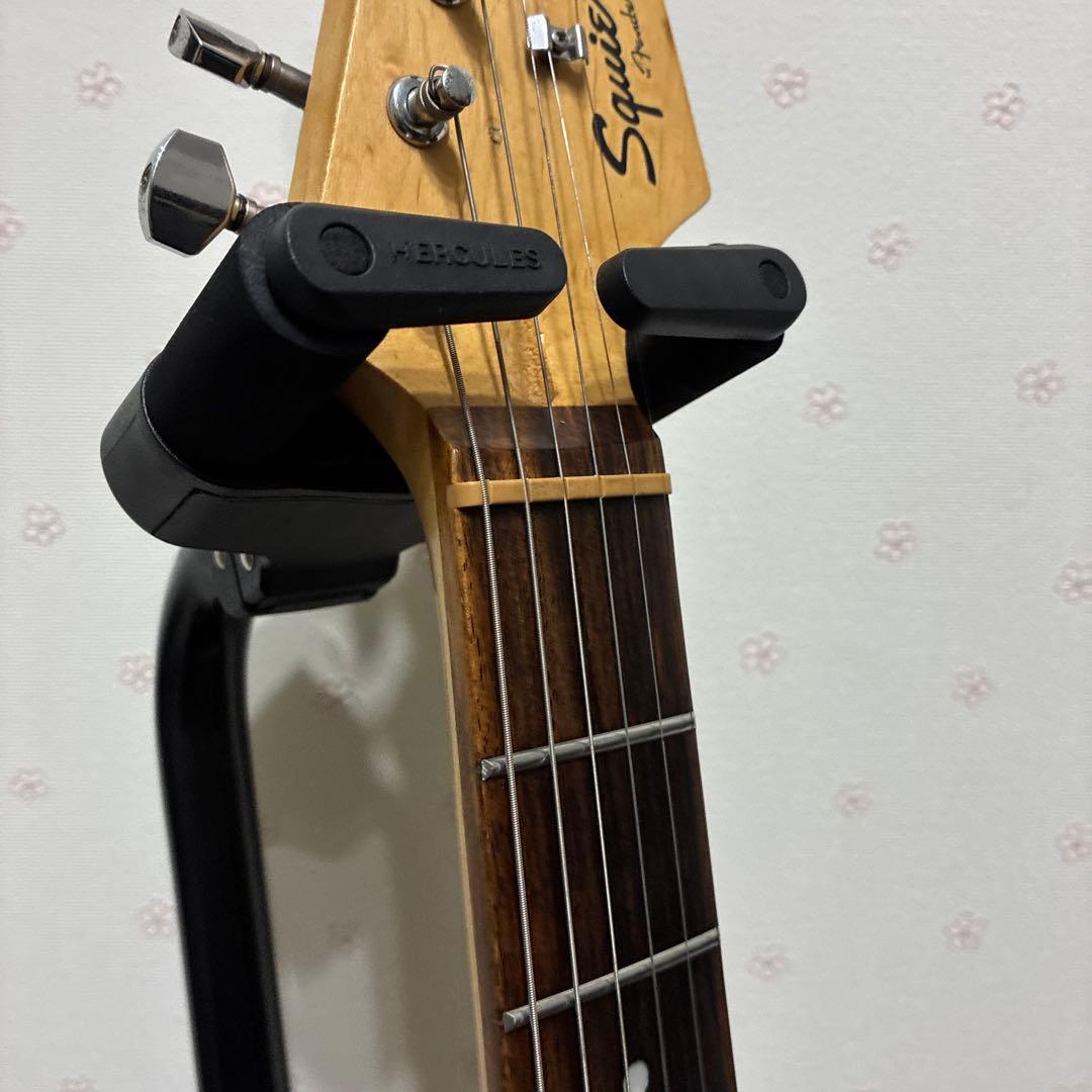 【ソフトケース付き】squier BULLET ストラトキャスター　バレット　白