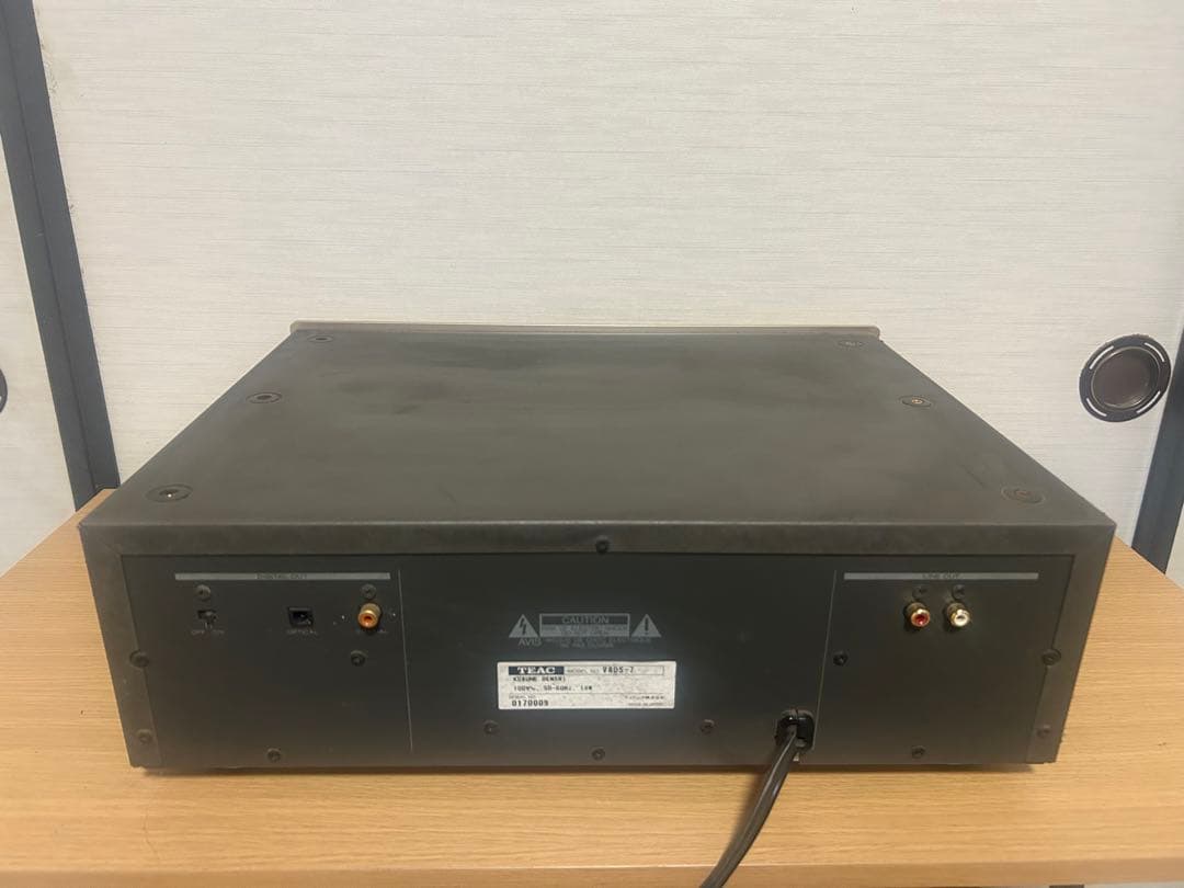 TEAC VRDS-7 CDプレーヤー テイアック 通電確認済み オーディオ機器