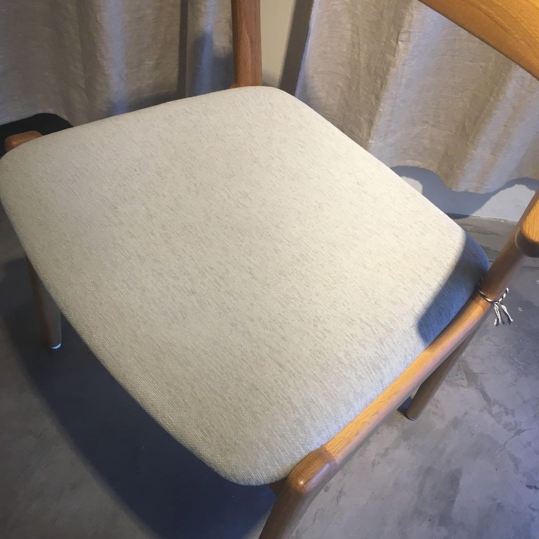 シキファニチャア　オメガ　セミアームチェア